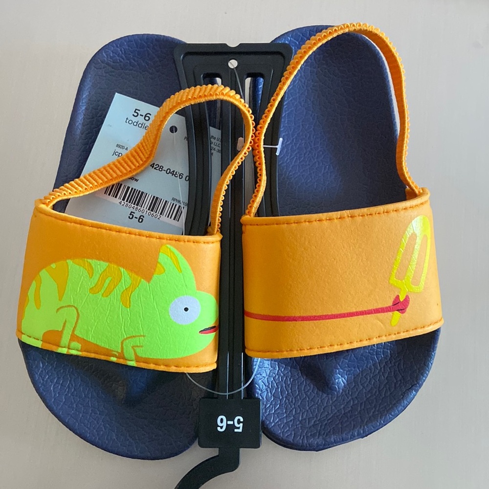 NWT Okie Dokie Toddler Boy slide sandals.